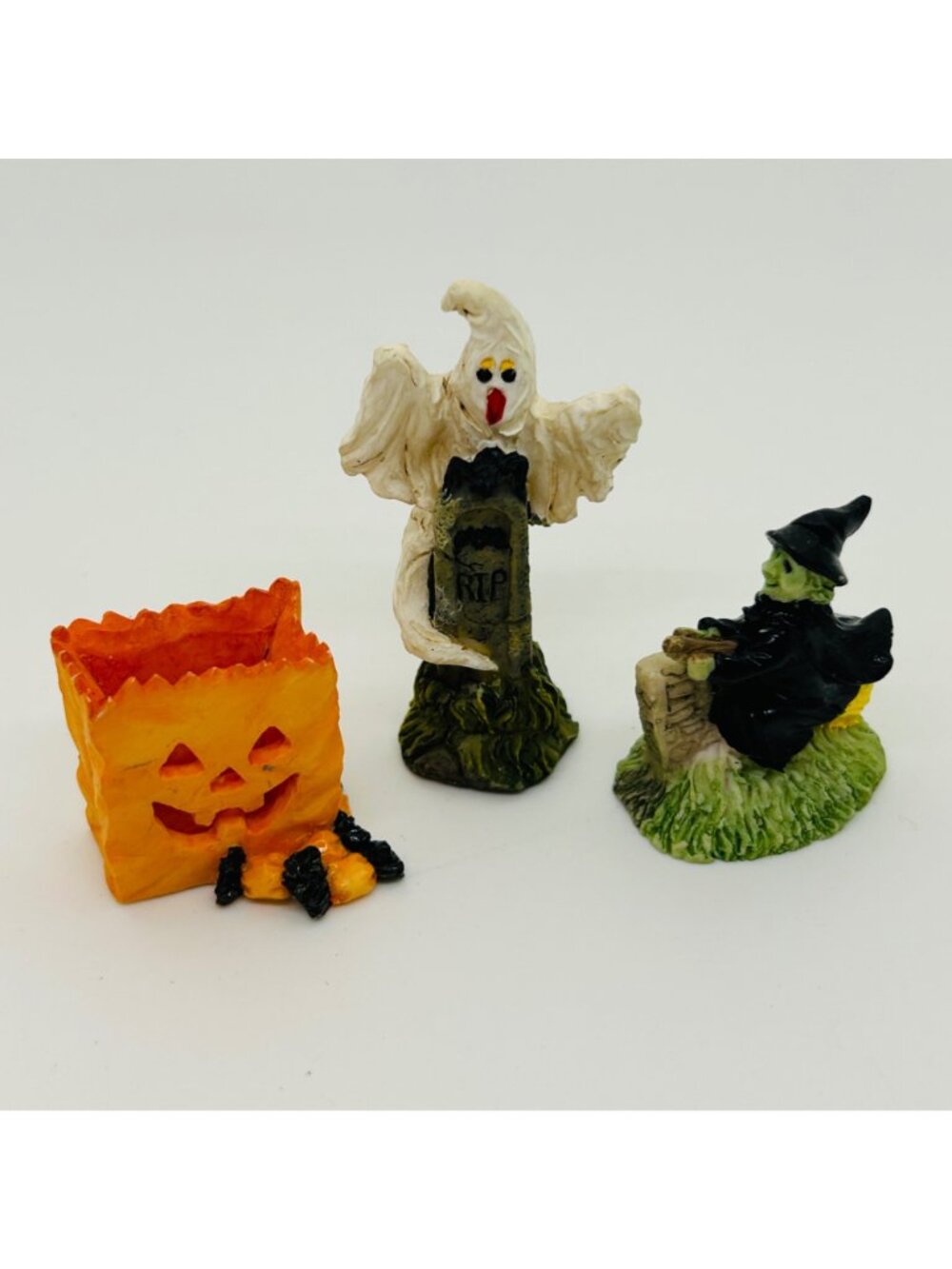 Vintage Miniature Halloween Figurines Ghost Witch Pumpkin Resin Village Decor - Picture 8 of 10
